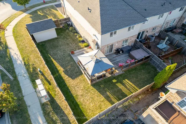 Additional image 31 of 37 Meadow Wood Cres