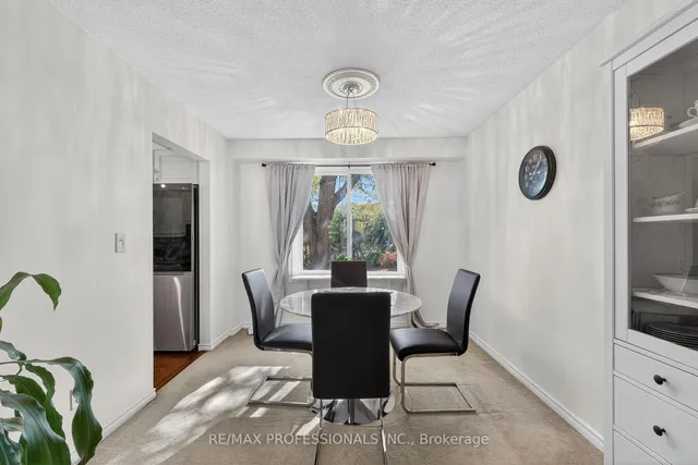 Additional image 13 of 19 Salina Pl