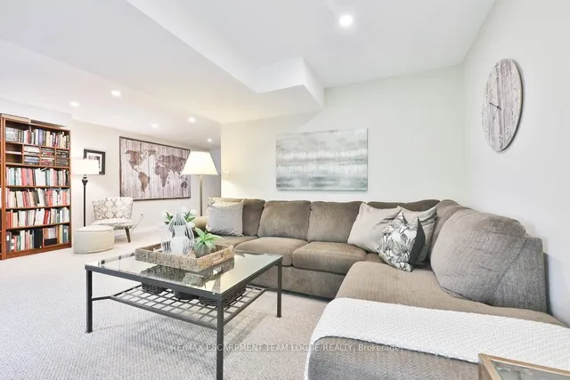 Additional image 41 of 2229 Walkers Line Unit 16