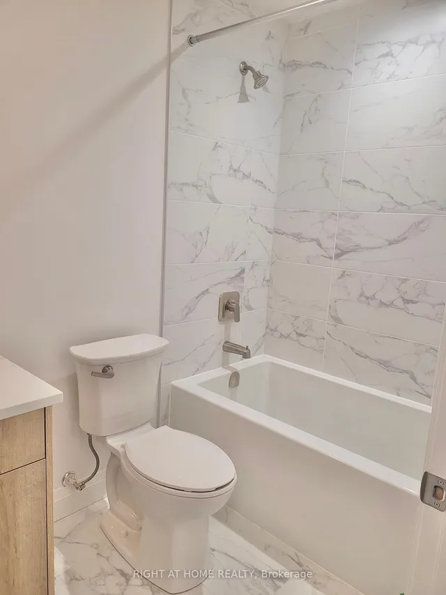 Additional image 13 of 500 Brock Ave Unit 404