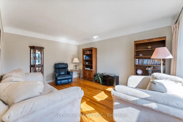 Additional image 8 of 136 Warren Ave