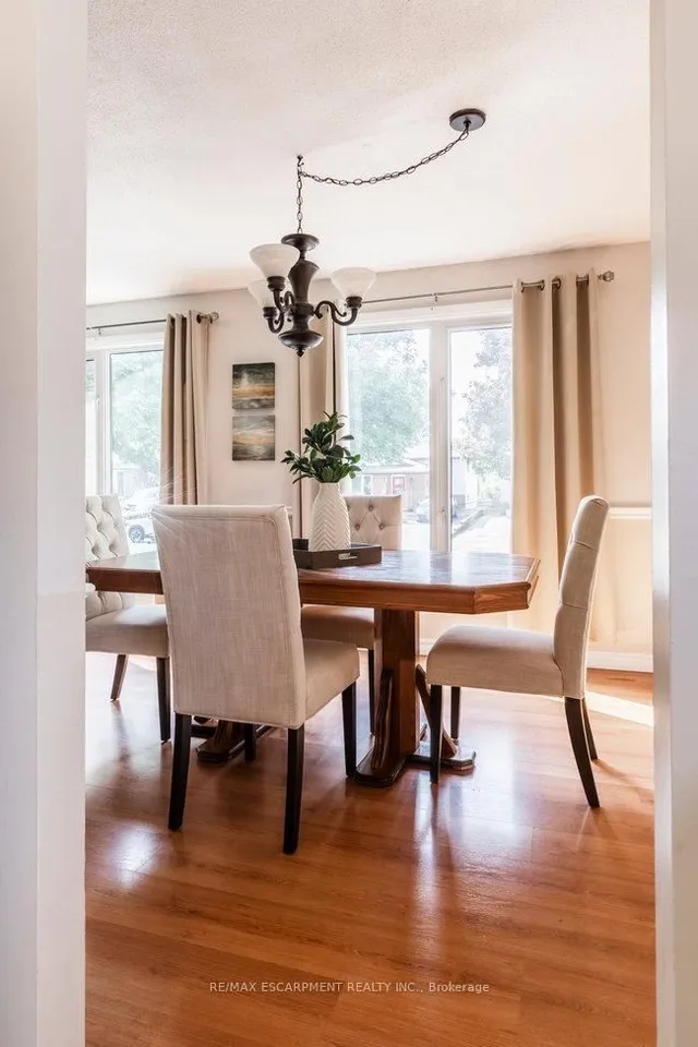 Additional image 19 of 45 Fonthill Rd