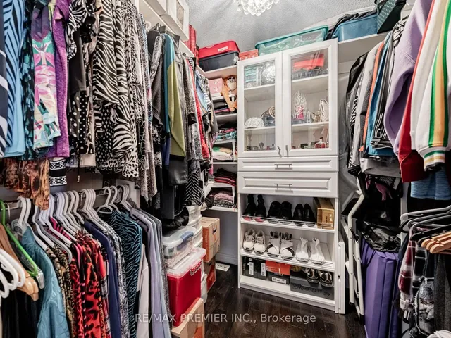 Additional image 18 of 935 Transom Cres