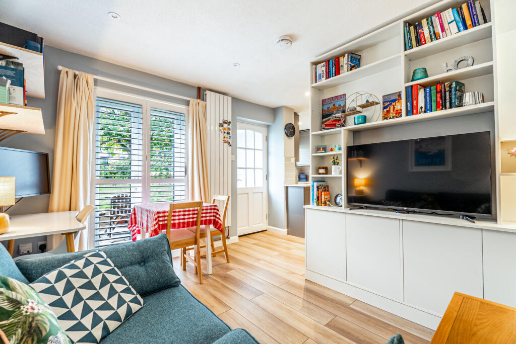 Additional image 2 of Larkswood Rise, St. Albans, Hertfordshire, AL4