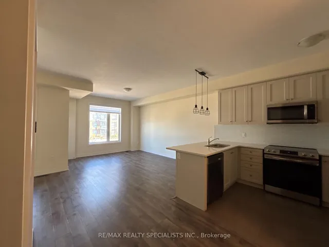 Additional image 9 of 590 North Service Rd Unit 135