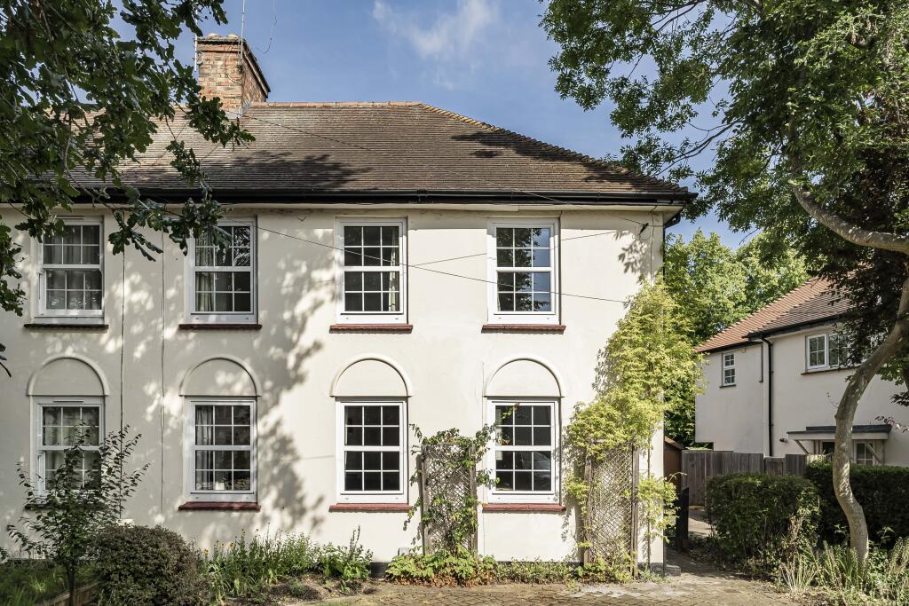 Handside Lane, Welwyn Garden City, AL8