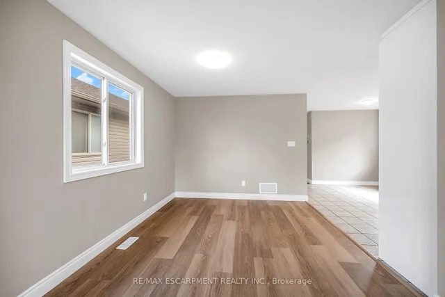 Additional image 8 of 83 Marion St