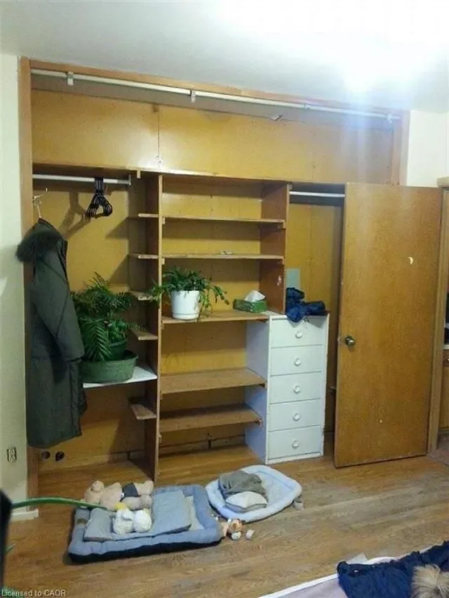 Additional image 7 of 1373 Barton St