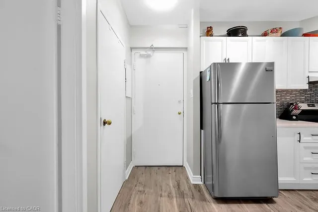 Additional image 17 of 141 Catharine St Unit 102