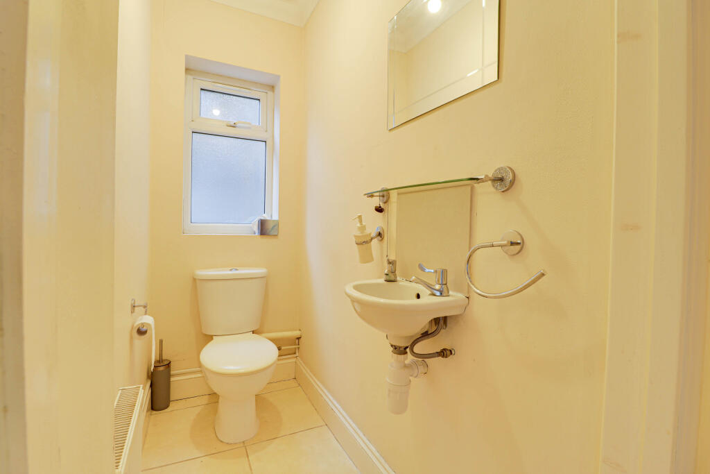 Additional image 11 of St. James Road, Harpenden, AL5