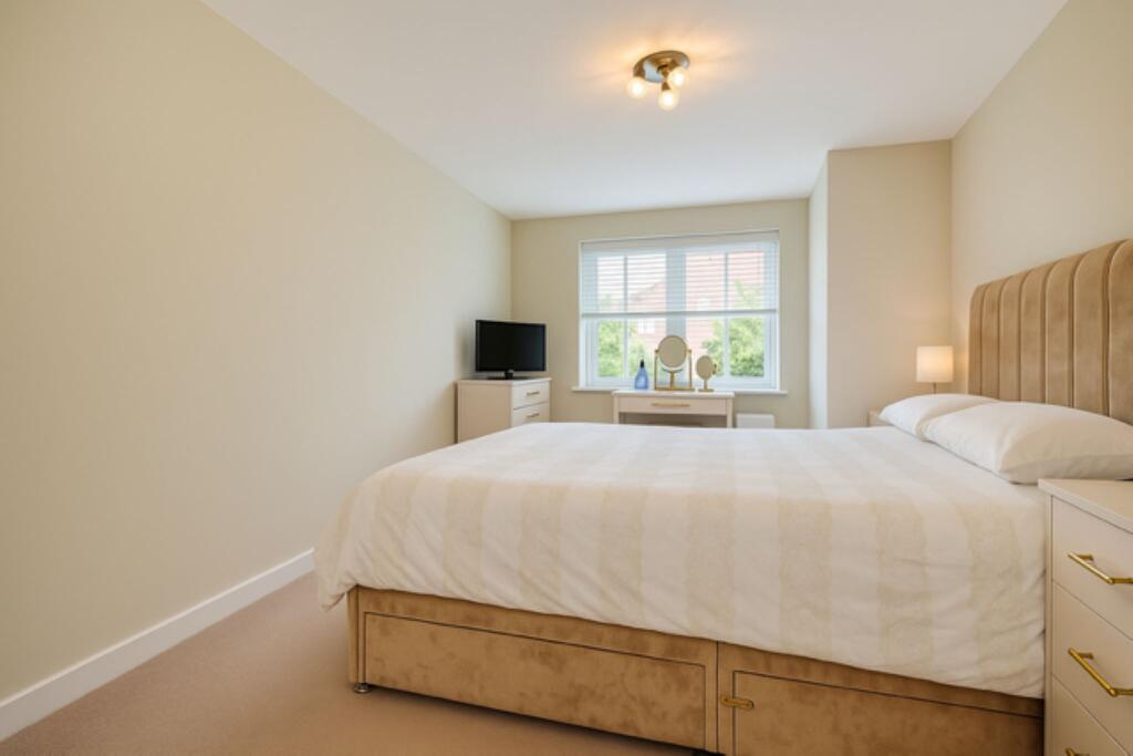 Additional image 9 of Wordsworth Close, Kings Park, St. Albans