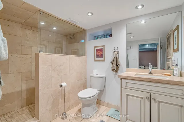 Additional image 29 of 108 Emerald St