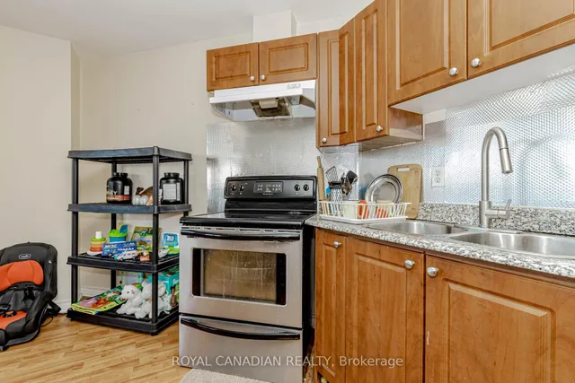 Additional image 24 of 135 James St Unit 1114