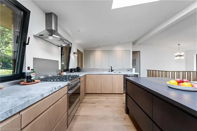 Additional image 10 of 154 Middletown Rd