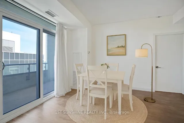 Additional image 3 of 2087 Fairview St Unit 2110