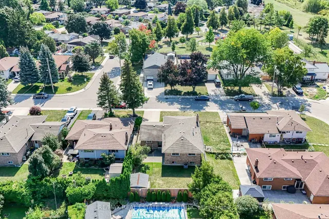 Additional image 37 of 103 Forest Hill Cres