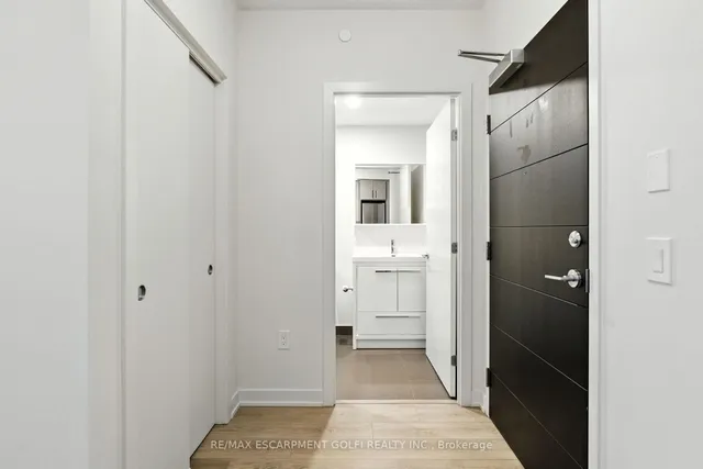 Additional image 7 of 212 King William St Unit 1209