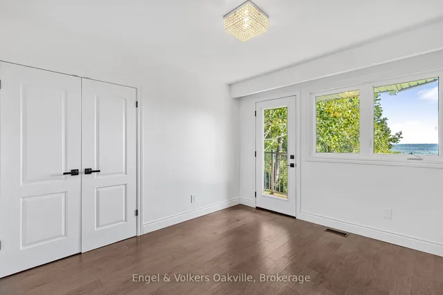 Additional image 23 of 50 Oak Ave