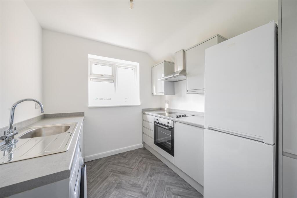 Additional image 4 of Hopkins Crescent, Sandridge