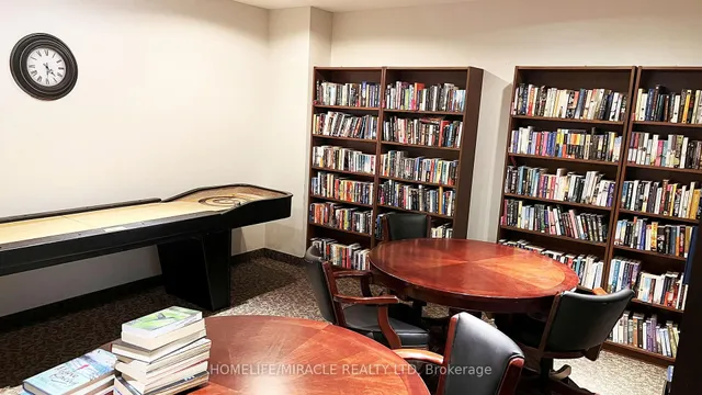 Additional image 29 of 383 Main St E Unit 502