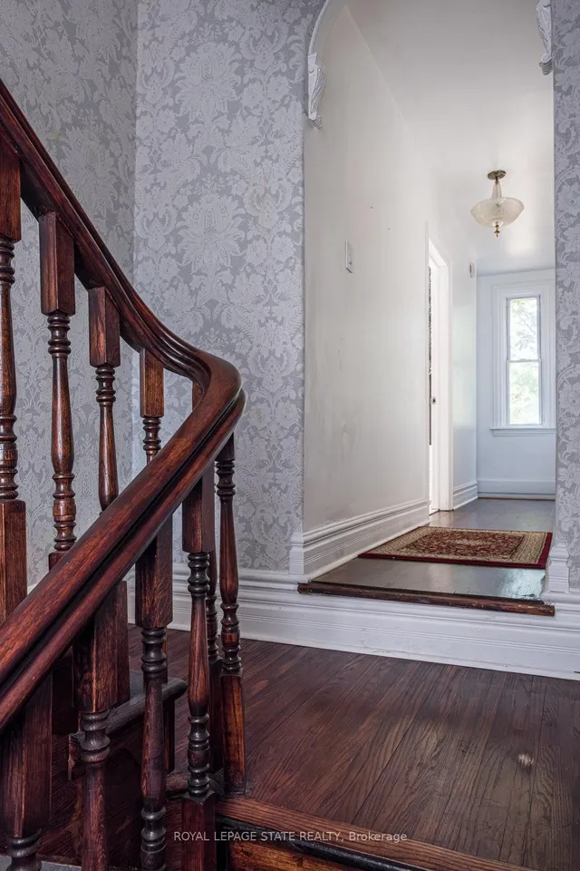 Additional image 24 of 122 East Ave