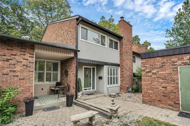 Additional image 3 of 1560 Kerns Rd Unit 7