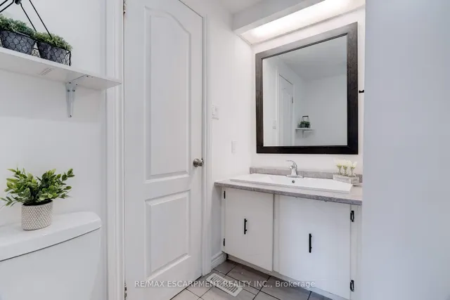 Additional image 24 of 2261 Leominster Dr