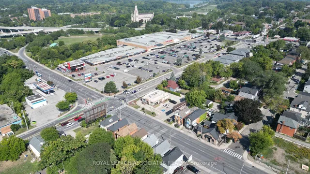 Additional image 42 of 455 Main St