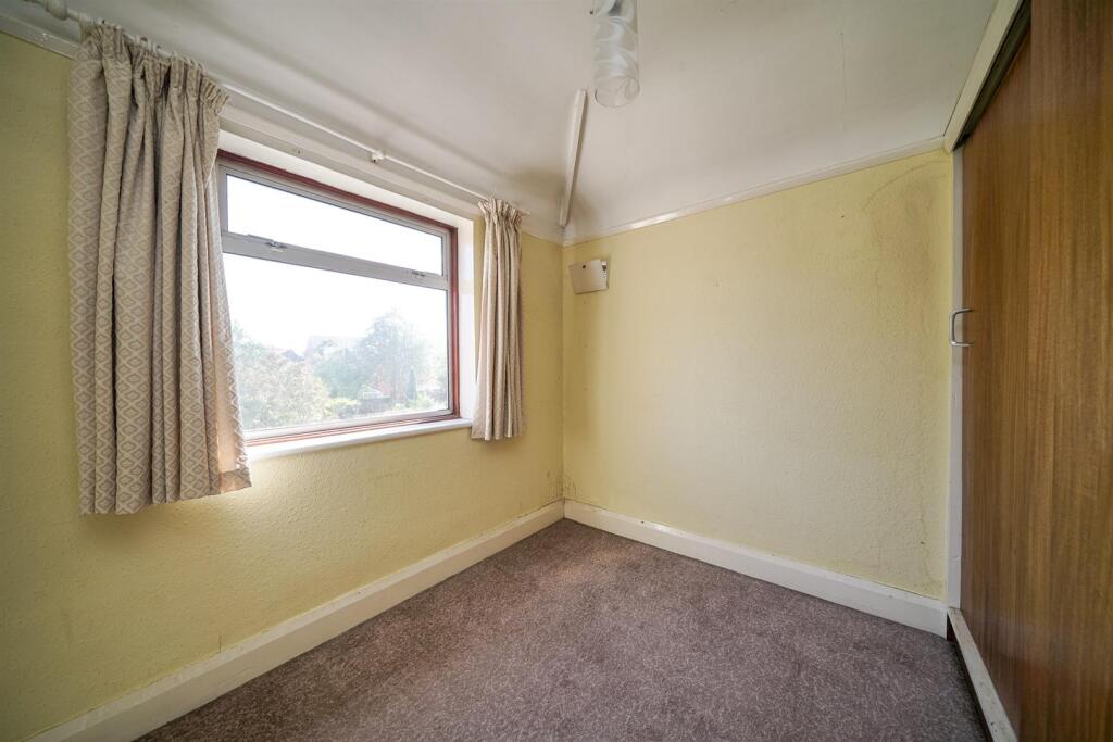 Additional image 15 of Oakwood Drive, St Albans