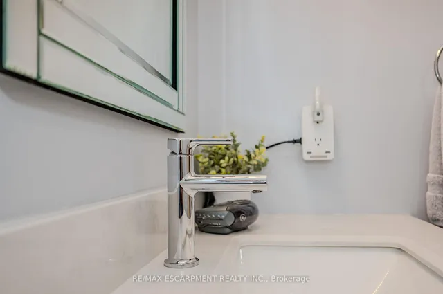 Additional image 39 of 38 Elora Dr Unit 21