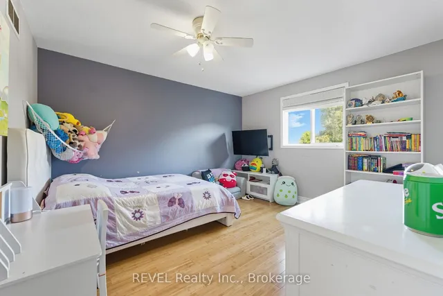 Additional image 23 of 11 Supreme Dr