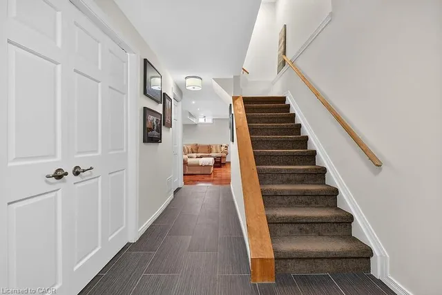 Additional image 38 of 28 Woodbank St