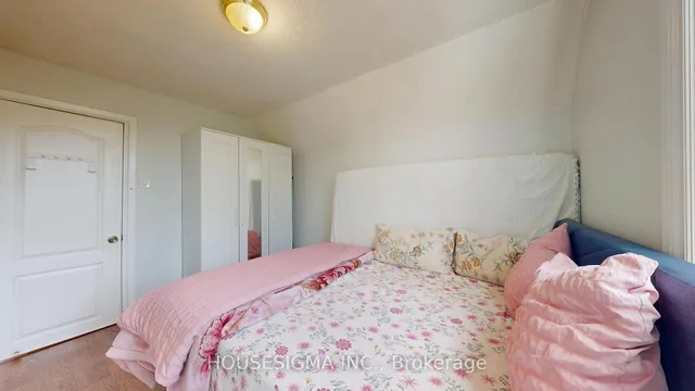 Additional image 21 of 6 Albany Ave