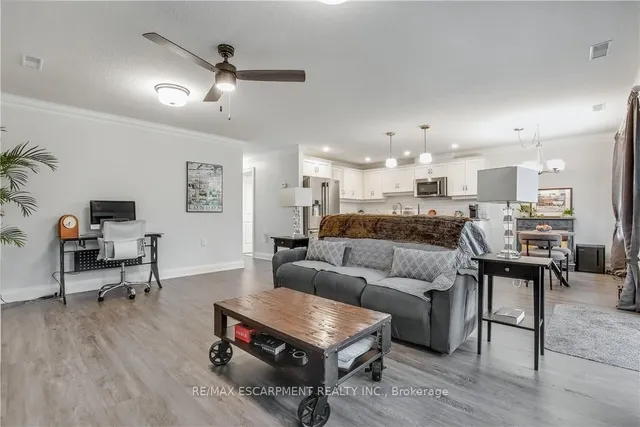 Additional image 15 of 47 Bishop Reding Tr