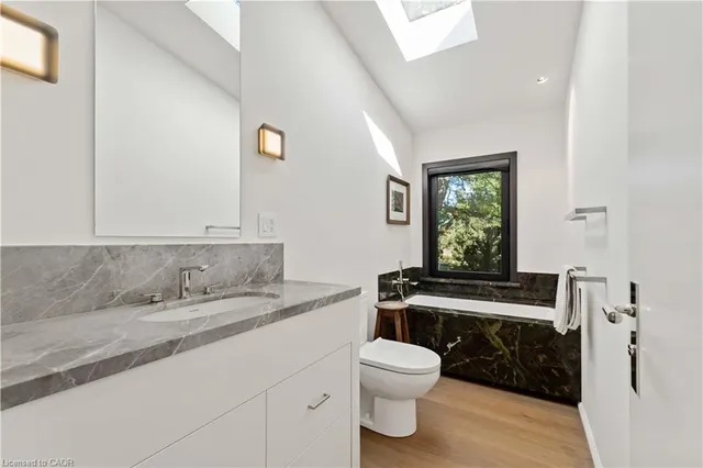 Additional image 22 of 154 Middletown Rd