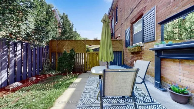 Additional image 33 of 164 WENTWORTH St