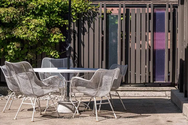 Additional image 46 of 6 Freeland Crt