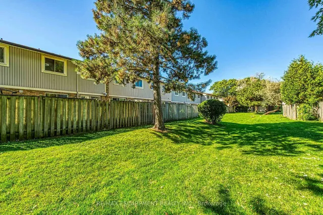 Additional image 38 of 341 Wilson Dr Unit 16