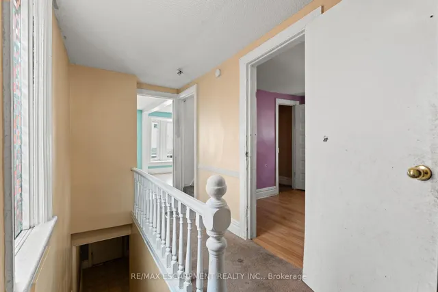 Additional image 15 of 40 Rosemont Ave