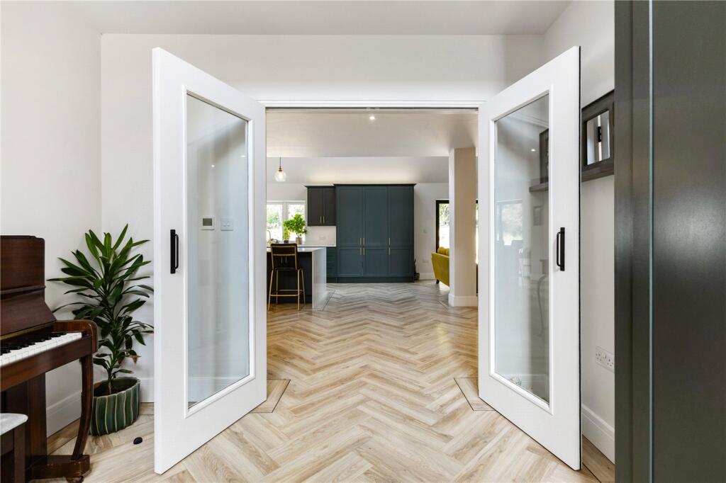 Additional image 4 of Reynards Road, Welwyn, Hertfordshire, AL6