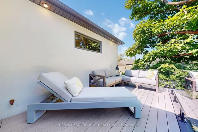 Additional image 18 of 977 Gorton Ave