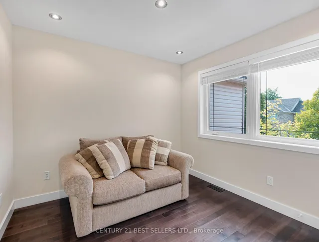 Additional image 27 of 643 Porter Way