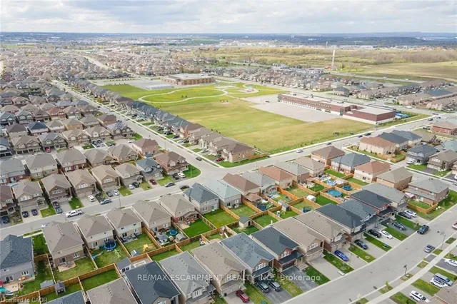 Additional image 33 of 89 Keystone Cres