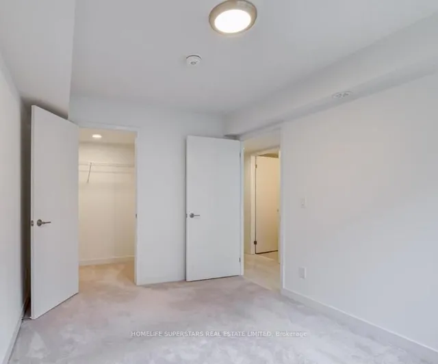 Additional image 5 of 1411 cooke Blvd Unit 412