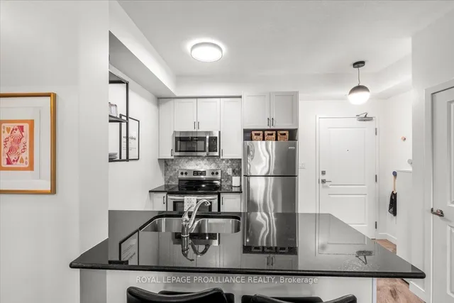 Additional image 7 of 125 Shoreview Pl Unit 239