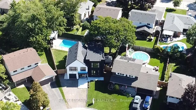 Additional image 10 of 772 Banting Crt