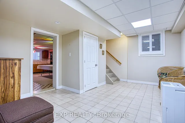 Additional image 21 of 633 Rosseau Rd