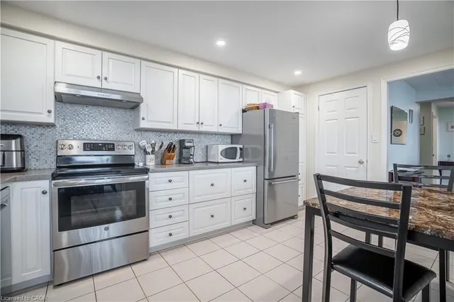 Additional image 13 of 99 Donn Ave Unit 608