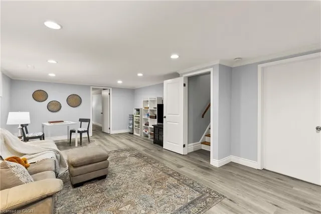 Additional image 22 of 3239 Sprucehill Ave