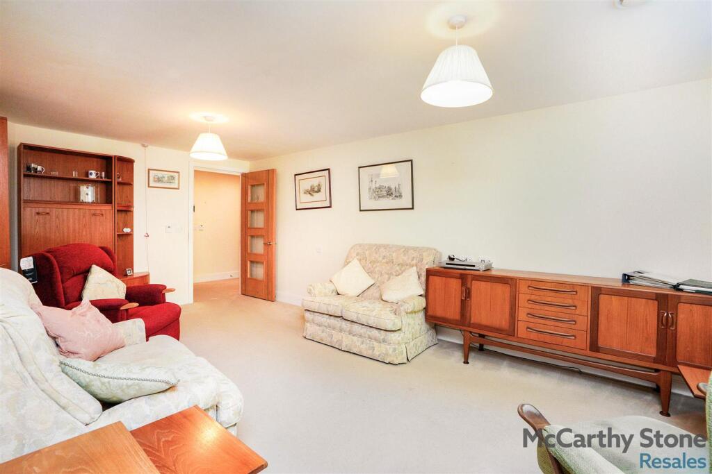 Additional image 5 of Peel Court, College Way, Welwyn Garden City, Hertfordshire, AL8 6DG